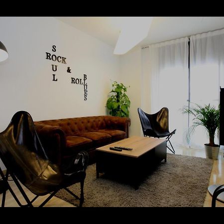 Rock & Roll Apartament -Aire Acondicionado En Todas Las Habitaciones Y Salon- Deltebre Dış mekan fotoğraf